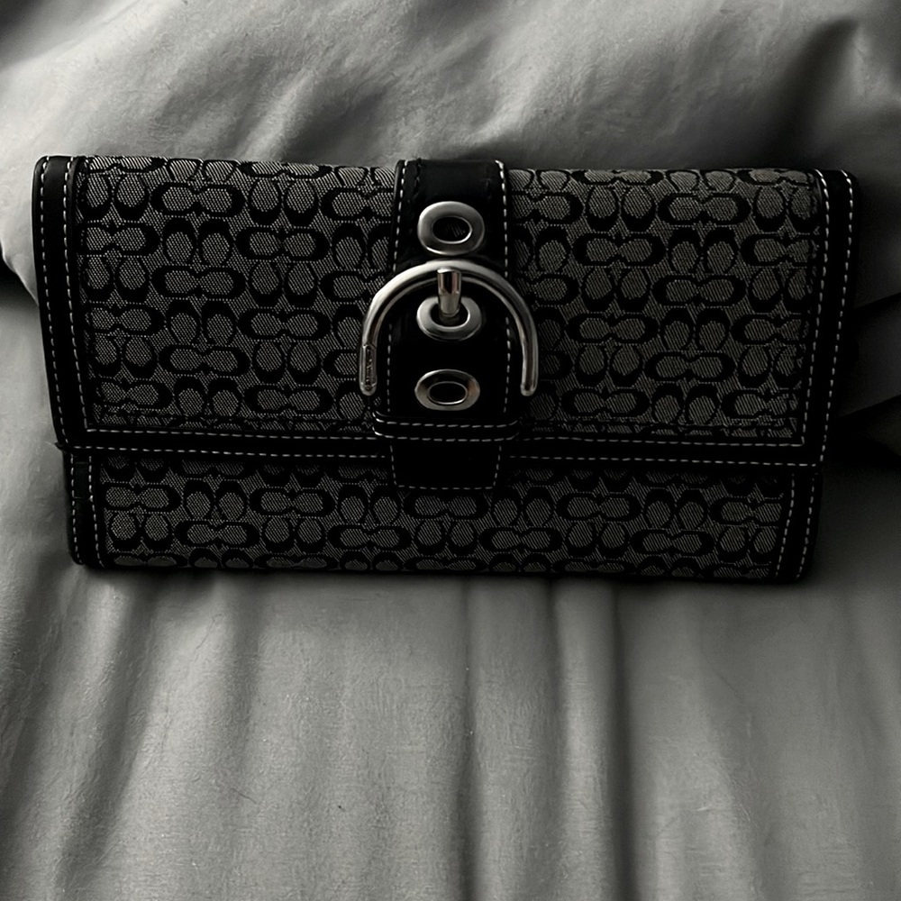 Coach signature wallet